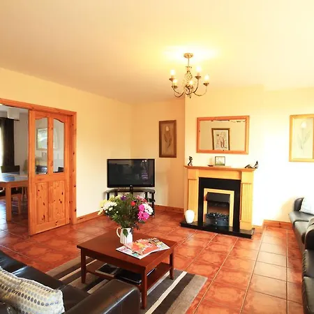 Killarney's Holiday Village キラーニー