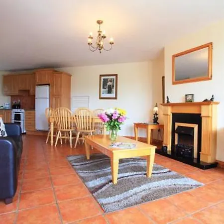 Killarney's Holiday Village * キラーニー