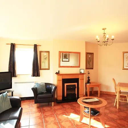 Killarney's Holiday Village * キラーニー